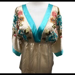 VINTAGE Fashion Spy Satin Kimono Top